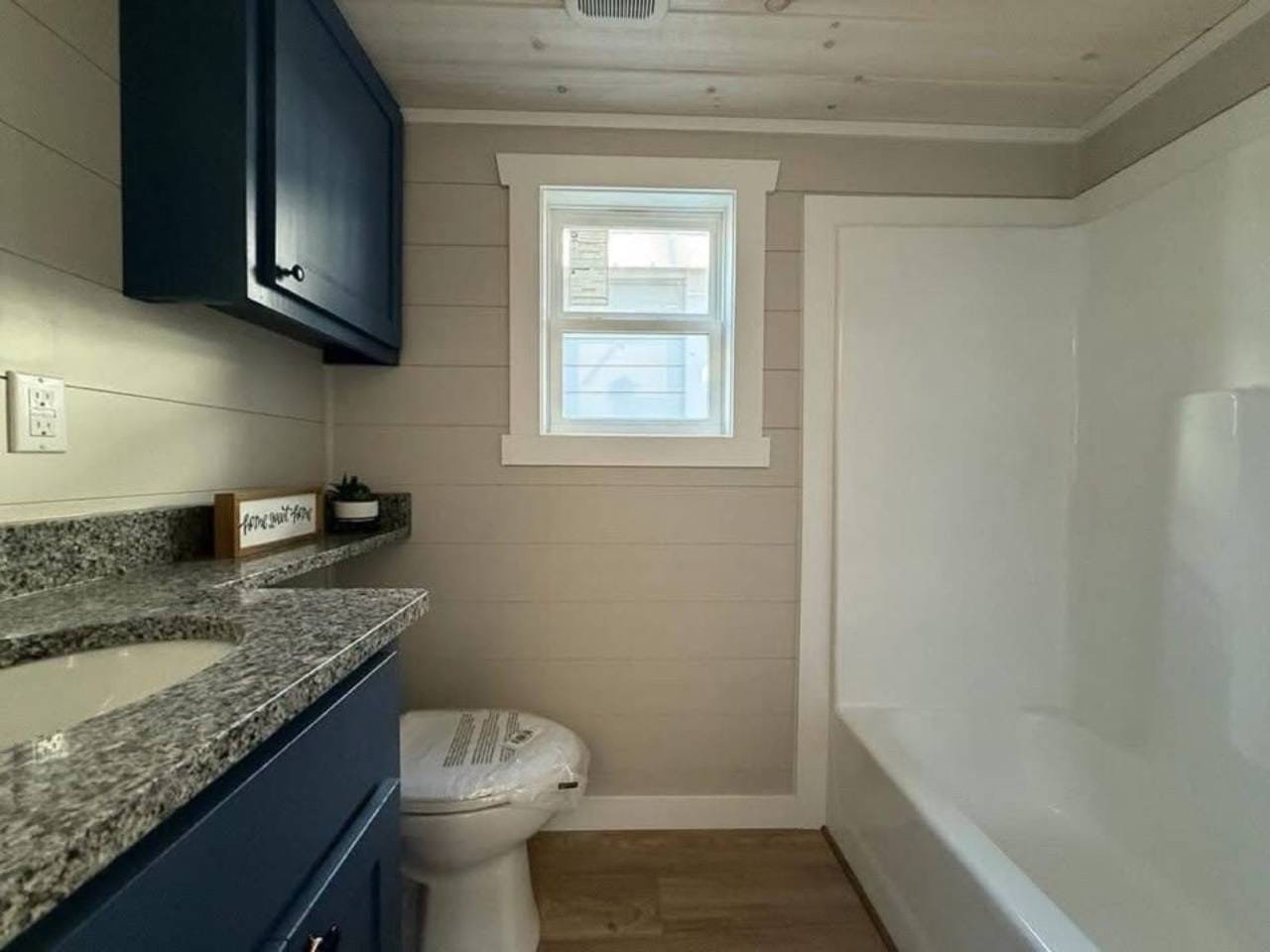 Mobile Home For sale - Image 2