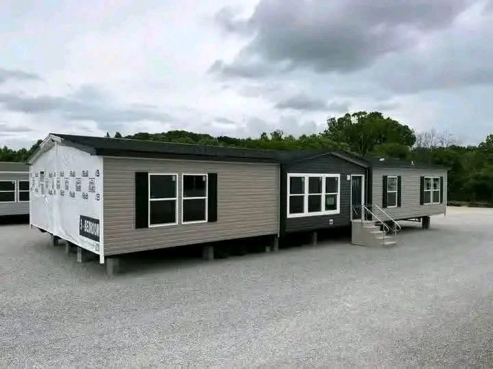 NEW MOBILE HOME